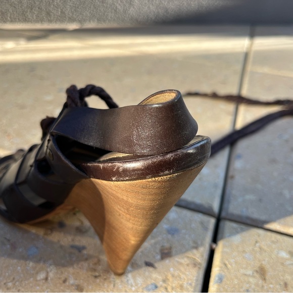 L.A.M.B. Trianna Brown Leather Lace Up Wedge Gladiator Sandals size 8 - Picture 13 of 14